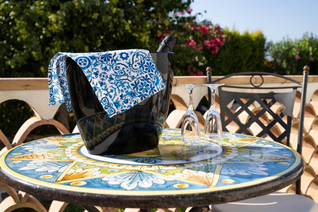 Paradise Sicily Rooms กาบาตาเบียโน ภายนอก รูปภาพ