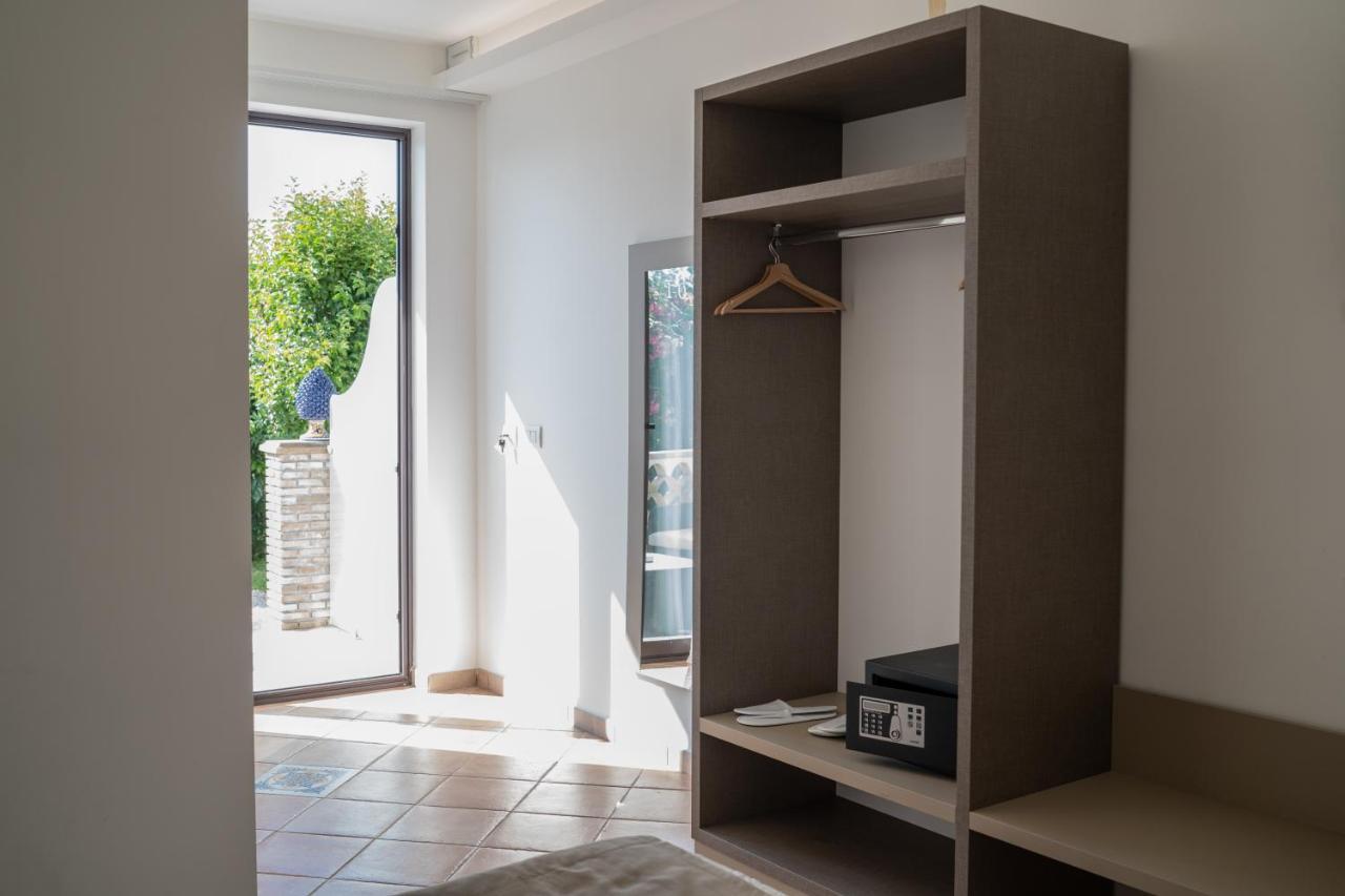 Paradise Sicily Rooms กาบาตาเบียโน ภายนอก รูปภาพ