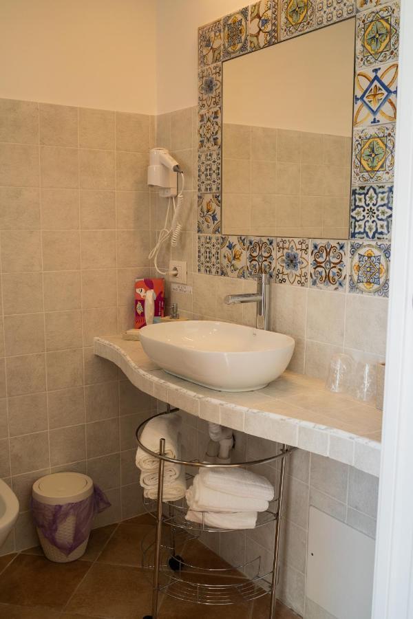 Paradise Sicily Rooms กาบาตาเบียโน ภายนอก รูปภาพ